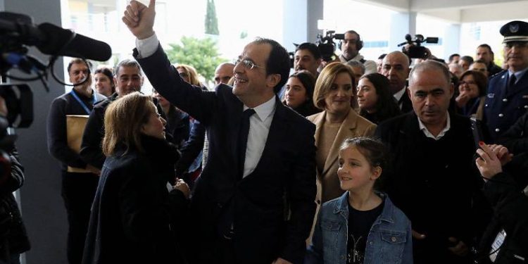 Eski Dışişleri Bakanı Hristodoulides ile eski müzakereci Mavroyannis 12 Şubat'ta yarışacak