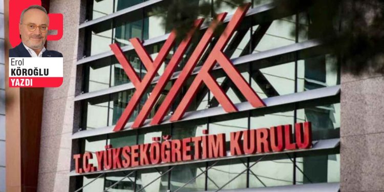 Felaket ortamında fars, vodvil ve ortaoyunu oynamak