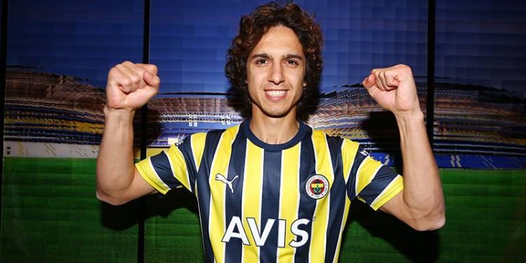 Fenerbahçe Emre Demir'i açıkladı; işte sözleşme detayları!