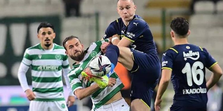 Fenerbahçe evinde Konyaspor'u ağırlayacak; yedi futbolcu ceza sınırında