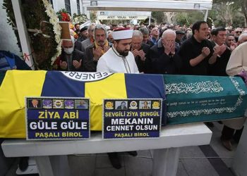 Fenerbahçe'nin unutulmaz isimlerinden Ziya Şengül son yolculuğuna uğurlandı