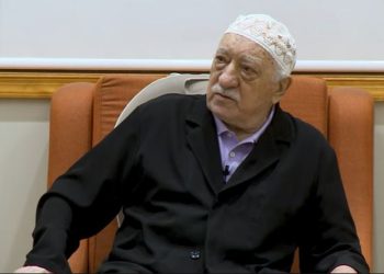 Fethullah Gülen’den taziye mesajı: Milletimiz, yardıma muhtaç depremzedelere sahip çıkacaktır