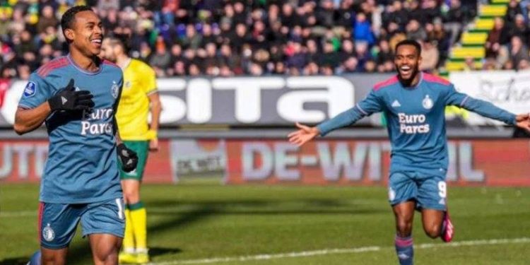 Feyenoord, Fortuna Sittard'ı 4 golle geçti