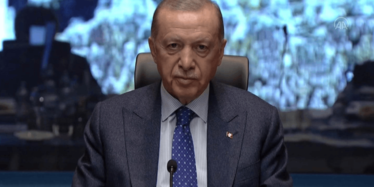 Financial Times 1999 depreminde 'kazananı' hatırlattı: Kahramanmaraş depremleri Erdoğan'a kaybettirebilir