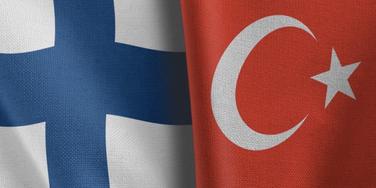 Finlandiya, Türkiye'ye yardım gönderiyor