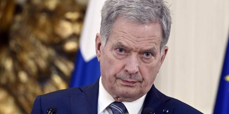 Finlandiya'dan NATO'ya "tek katılma" mesajı