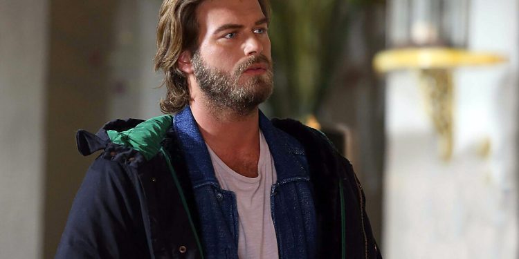 Futbolcu ve sanatçılardan deprem yardımı