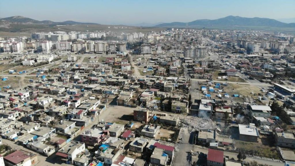 Gaziantep Valisi Osman Bilgin açıkladı: Depremden zarar gören Nurdağı tamamen yıkılarak yeniden inşa edilecek