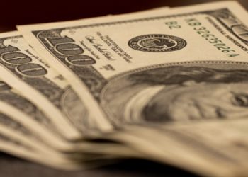 Gündem deprem: Dolarda gözler Kabine'ye çevrildi!