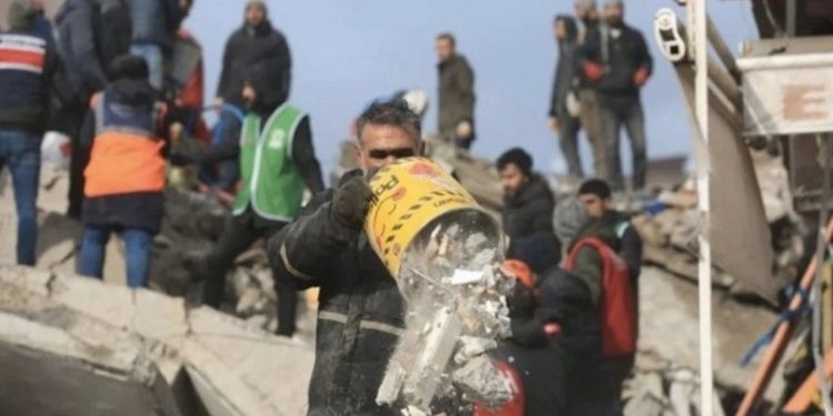 HDP çadır sorununa çözüm için üretim atölyesi kurdu