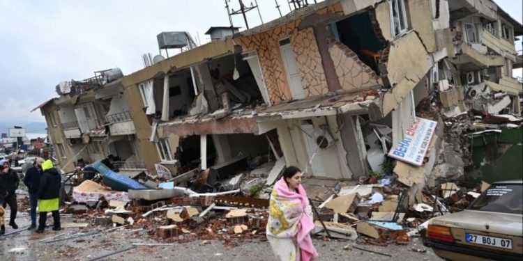 HDP deprem bölgesi için ihtiyaç listesi paylaştı, Demirtaş çağrı yaptı