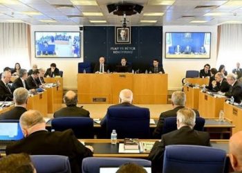 HDP'nin EYT'ye dair tüm önergeleri reddedildi