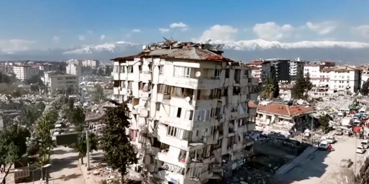 Hasarlı bina sayısı açıklandı; rakamlar dehşet verici