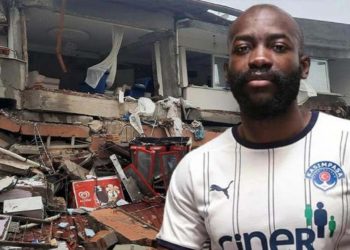 Hatay'da depreme yakalanan futbolcu kabusu anlattı: Yatağıma sarılıp bekledim