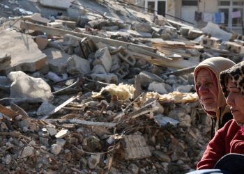 Hatay'ın Defne ilçesi için yardım çağrısı: Profesyonel ekiplere ihtiyaç var