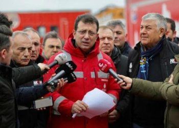 İmamoğlu: İBB itfaiyesi şu ana kadar 444 kişiyi kurtardı