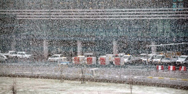 İmamoğlu’ndan İstanbullulara uyarı: Zorunlu olmadıkça şahsi araçlarla trafiğe çıkmayın