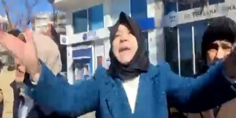 İmamoğlu'ndan Reyhanlıoğlu'na: Saçma sapan bir durum, hukuki haklarımı arayacağım