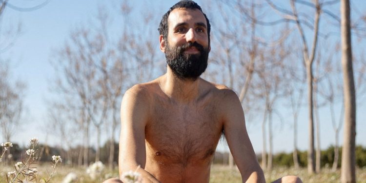 İspanyol mahkemesinden nüdizme onay: Çıplak dolaşabilir