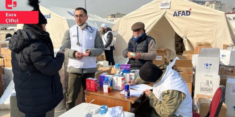 İstanbul Tabip Odası Başkanı Prof. Erdoğan: Bakanlıkla birlikte planlama yapabilseydik gönüllü hekimleri yönlendirebilirdik