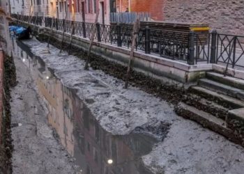 İtalya’da kuraklık endişesi: Venedik’te kanallar kurudu