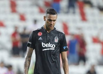 Josef de Souza'dan ayrılık kararı