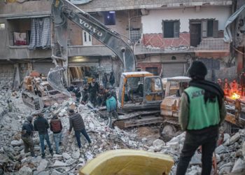 Kahramanmaraş merkezli depremlerden etkilenen Suriye'de hayatını kaybedenlerin sayısı 3 bin 384'e yükseldi