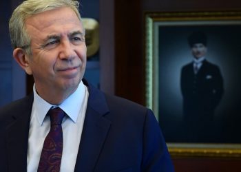 'Kantin Desteği' başkent kartlara yüklendi: 'Ankara hiçbir çocuk karnı aç eğitim almayacak'