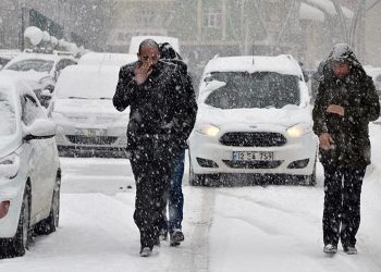 Kar yağışı nedeniyle birçok ilde okullar tatil