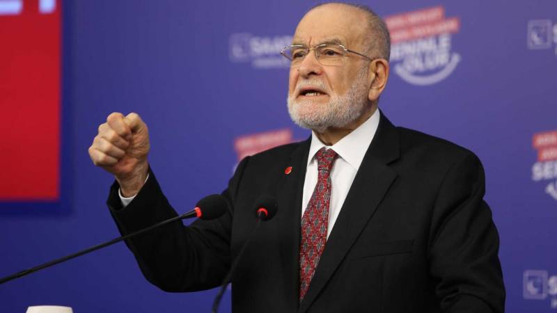 Saadet Partisi Genel Başkanı Temel Karamollaoğlu, son günlerde Cumhurbaşkanı ve iktidar temsilcilerinin partisine yönelttiği 'Erbakan ve Milli Görüş' eleştirilerine yanıt verdi. Sosyal medya hesabından yaptığı paylaşımda, "Yoldan çıkan, yola dair cümle kuramaz!" ifadelerini kullandı.