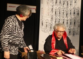 'Kentsel dönüşüme' eleştiri: Oyun oyun içinde