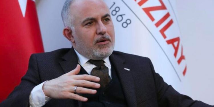 Kızılay Başkanı Kerem Kınık, Ahbap’a çadır satışını böyle savundu: Yasal, ahlaki, akılcı!