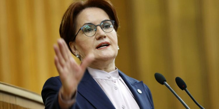 Kızılay'ın AHBAP'a çadır satmasına Akşener'den sert tepki