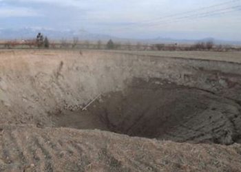 Konya'da 15 metre derinliğinde 'obruk' oluştu