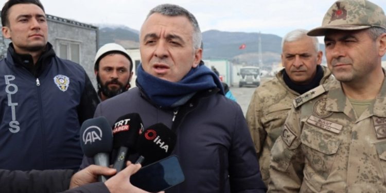 Koordinatör validen yeni inciler: Memur ve işçiler bir aylık maaşlarını almasınlar, ne olacak?