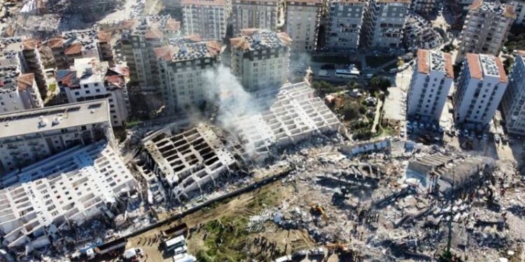 Kötü türbülansı hayal edin ve bunu yatak odanıza koyun, kıyamet kopmuş gibiydi