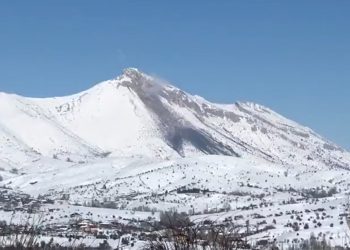 Kuşkayası dağındaki görüntü bölge halkını tedirgin ediyor: Volkan patlaması mı olacak?