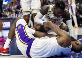 LeBron James, sakatlığının ciddi olmayacağını ümit ediyor