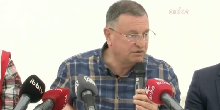 Lütfü Savaş: Bu şehrin, dinamikleriyle birlikte kalkınması lazım