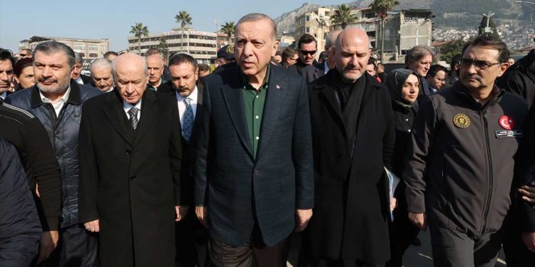 MHP lideri sessizliğe bürünmüştü: Erdoğan ve Bahçeli deprem bölgesinde