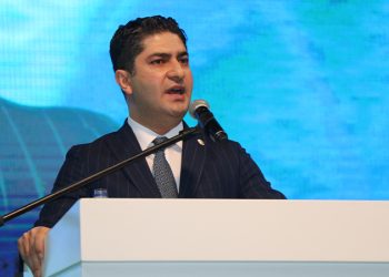 MHP’li Özdemir, Habertürk ve Show TV’yi hedef aldı: Kimin figüranısınız?