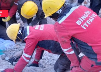 Maraş depremlerini, kurtarma ekibi anlatıyor: Kıyamette gibiydik, kurtar beni sesleri hala kulaklarımızda