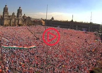 Meksika'da on binler seçim kurulunda değişiklik öngören yasayı protesto etti