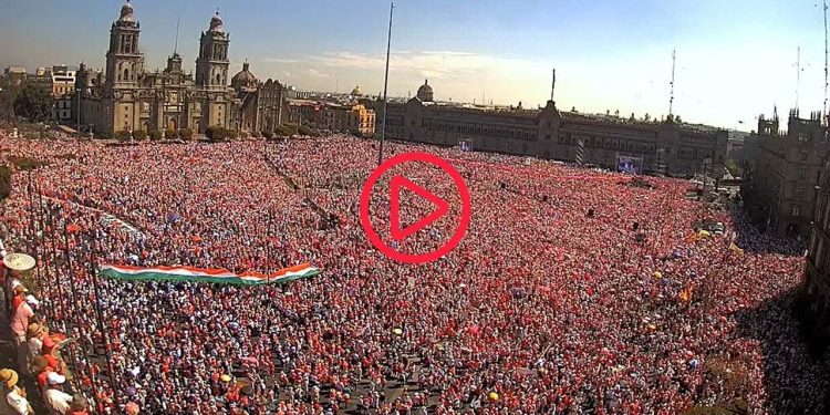 Meksika'da on binler seçim kurulunda değişiklik öngören yasayı protesto etti