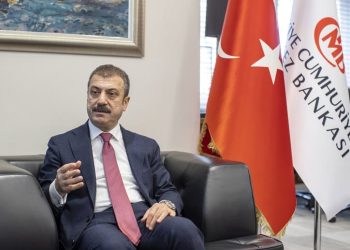 Merkez Bankası Başkanı Şahap Kavcıoğlu, depremzedelerle ilgili yardımı, bankanın Hazine’ye aktarılacak karından yaptıklarını söyledi. Kavcıoğlu ”Eğer bu parayı Hazine’ye aktarsaydık, Hazine başka bir alanda kullanabilirdi” dedi.