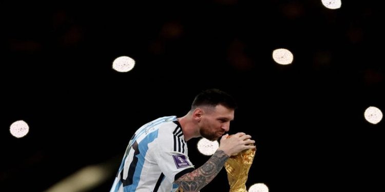 Messi, depremzedeler için bağış çağrısında bulundu