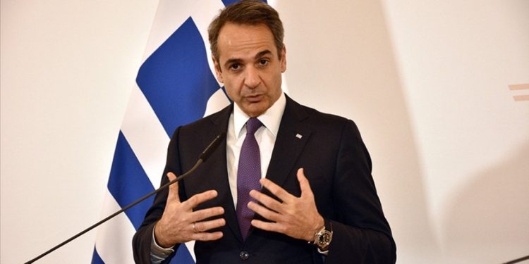 Miçotakis: Göç sorununun çözümü için Türkiye ile çalışmaya çabalamalıyız