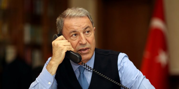 Milli Savunma Bakanı Akar: 3 şehidimiz var, yoklamaları tekrar alıyoruz