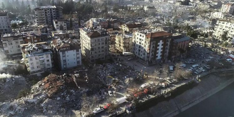 Mühendisler anlattı: Hatay'ı Samandağ sahilinden çekilen tuzlu kum yıktı