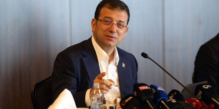 Muhtarların İmamoğlu ziyaretine kaymakamlık engeli